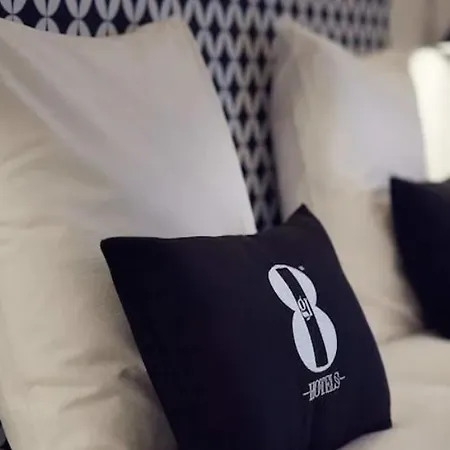 Hotel Golden Tulip Amsterdam Riverside 4*